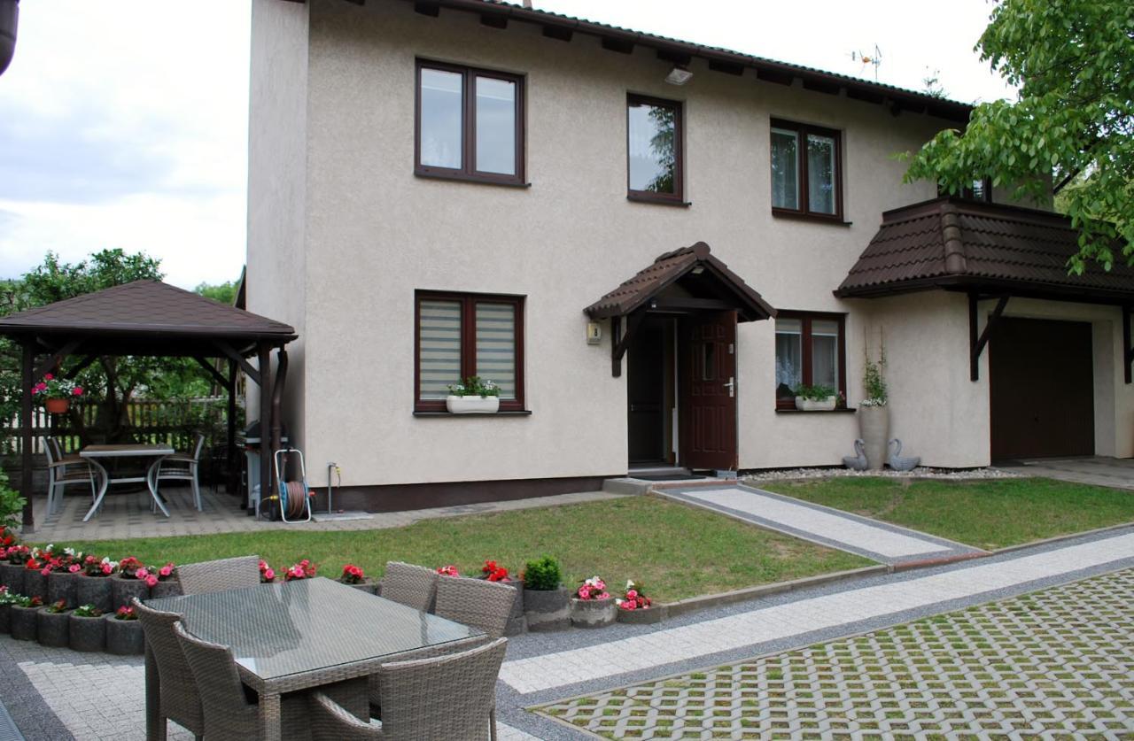 Pokoje Goscinne Beata Wisełka Exterior foto